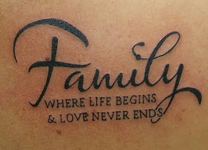 Tatuaggio Tattoo Famiglia Scritta