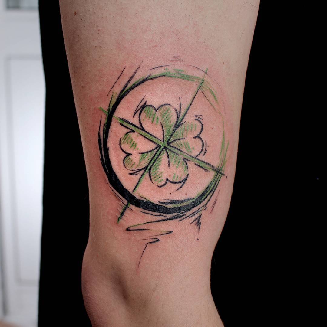 Tatuaggio Tattoo Quadrifoglio Stilizzato