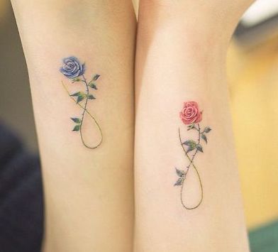 Tatuaggio Tattoo Amiche Rose