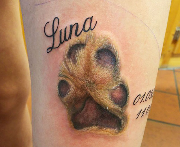 Tatuaggio Tattoo Zampa Cane Nome