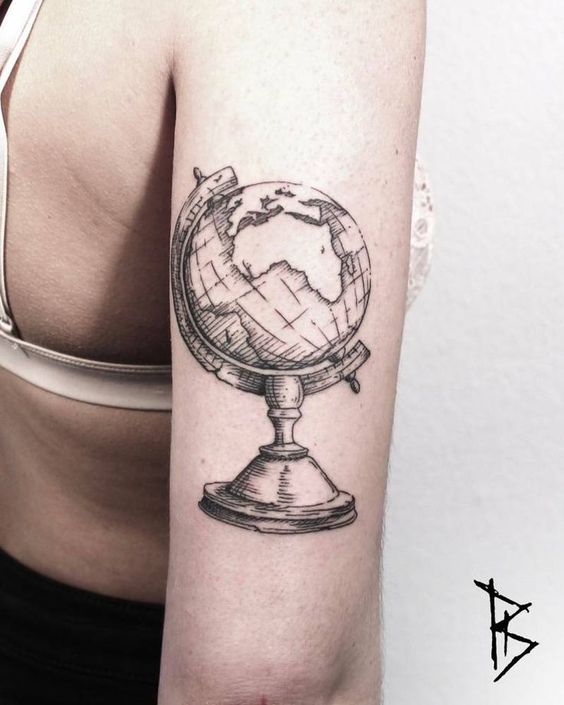 Tatuaggio Tattoo Mondo Mappamondo Braccio Globo