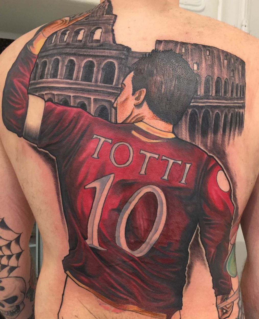 Tatuaggi Roma Significato, Simboli e Foto della Squadra Giallo Rossa
