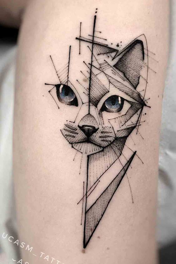 Tatuaggio Tattoo Gatto Geometrico
