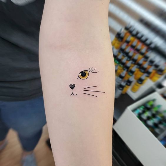 Tatuaggio Tattoo Gatto Minimal