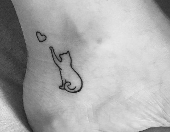 Tatuaggio Tattoo Gatto Stilizzato