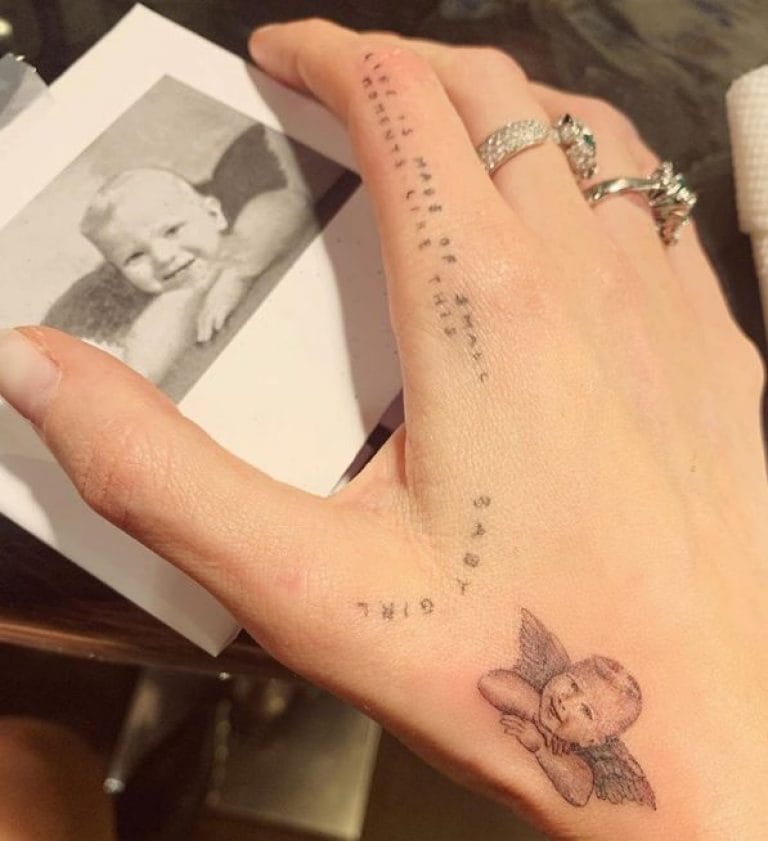 Chiara Ferragni Tattoos / As tatuagens da blogueira Chiara Ferragni