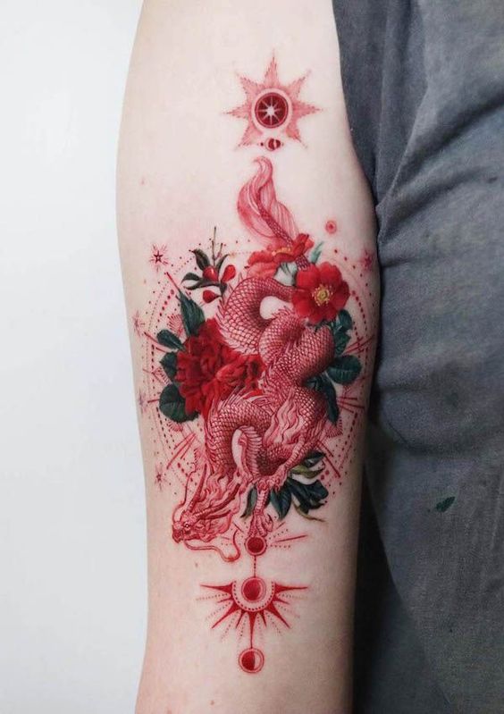 Tatuaggio Tattoo Drago Rosso Braccio