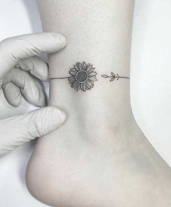 Tatuaggio Tattoo Caviglia Girasole Bracciale