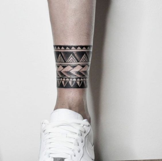 Tatuaggio Tattoo Caviglia Maori Bracciale