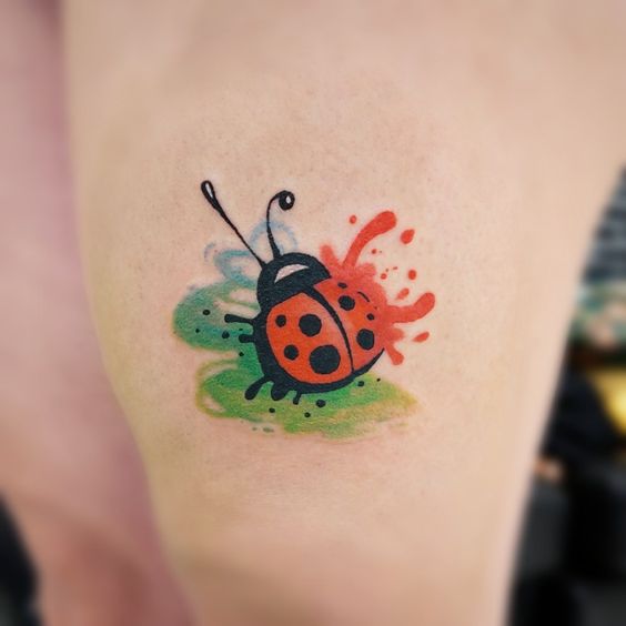 Tatuaggio Tattoo Coccinella Colorato