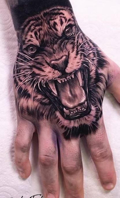 Tattoo Tatuaggio Tigre Mano