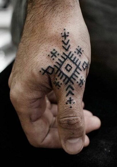 Tatuaggio Tattoo Mano Geometrico Uomo