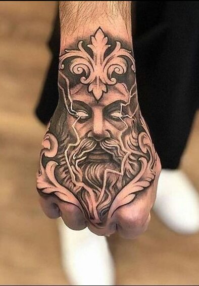 Tatuaggio Tattoo Mano Vichingo Zeus