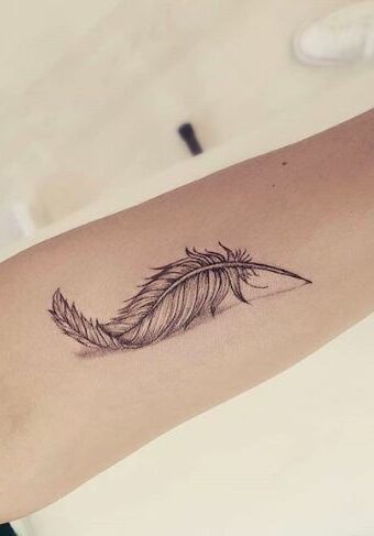 Tatuaggio Tattoo Piuma Rilievo