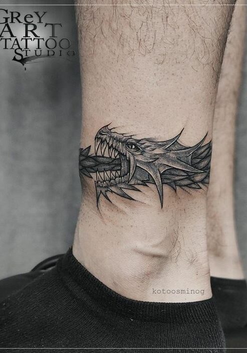 Tatuaggio Tattoo Caviglia Uomo Drago