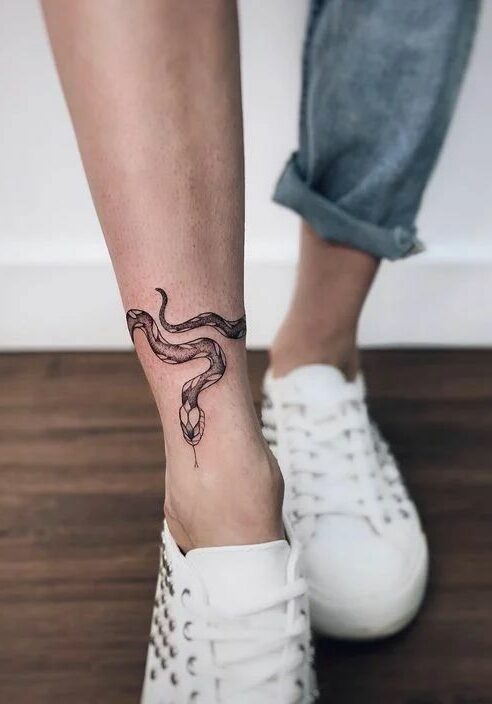 Tatuaggio Tattoo Caviglia Uomo Serpente