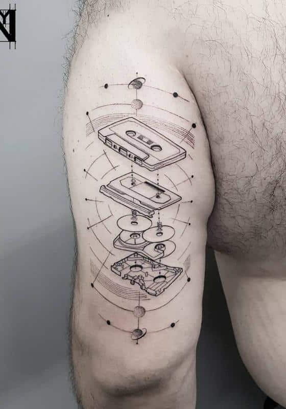 Tatuaggio Tattoo Musica Cassetta Interno