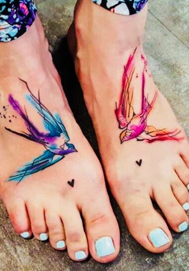 Tatuaggio Tattoo Piedi Uccelli Watercolor
