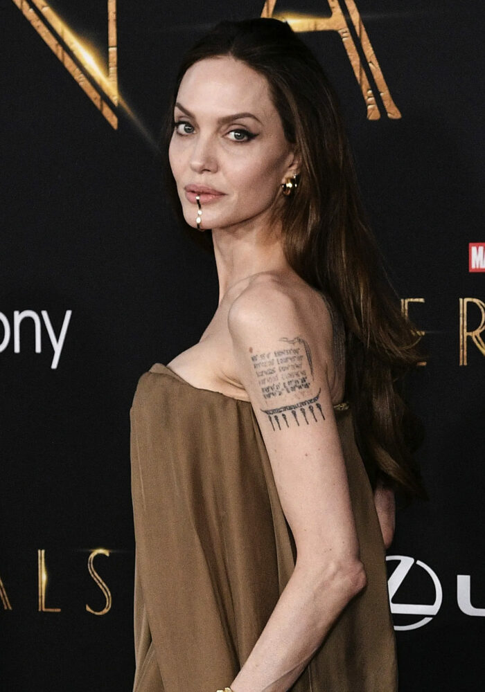 Tatuaggio Tattoo Angelina Jolie Copertura tattoo dedicato a Pitt