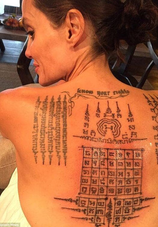 Tatuaggio Tattoo Angelina Jolie Schiena