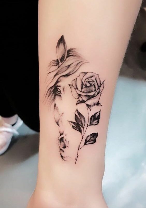 Tatuaggio Tattoo Cavallo Rosa