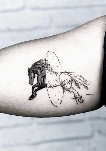 Tatuaggio Tattoo Cavallo che Corre