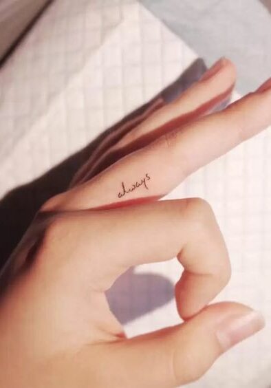 Tatuaggio Tattoo Dita Always Sempre