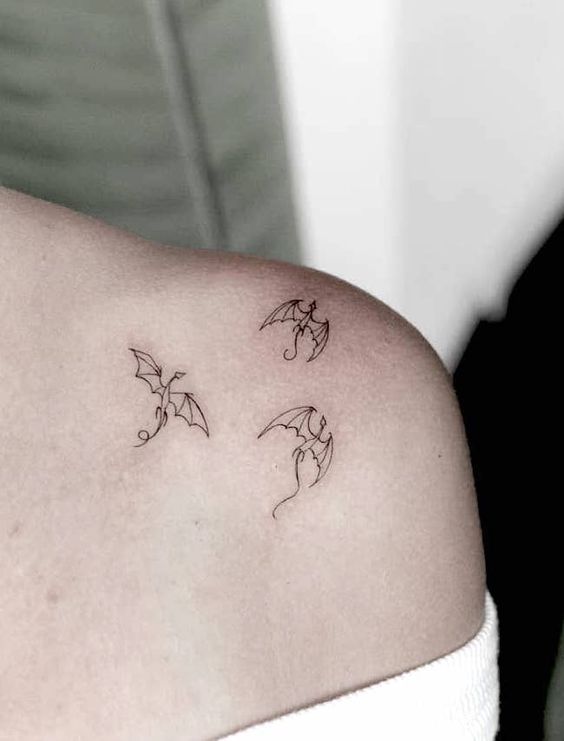 Tatuaggio Tattoo Spalla Dragoni