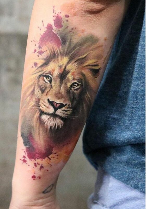 Tatuaggio Tattoo Leone Watecolor