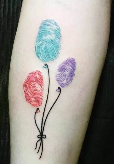 Tatuaggio Tattoo Palloncino Impronte Dita