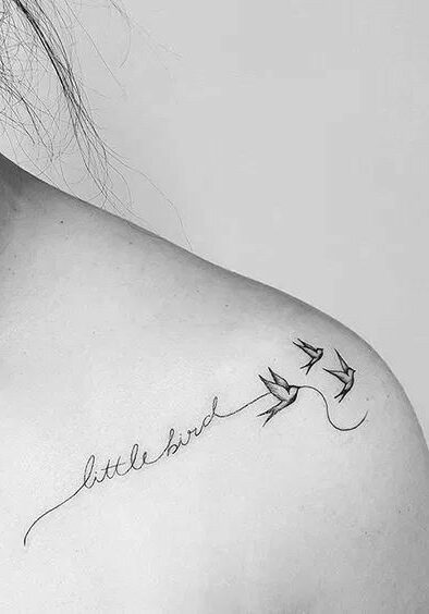 Tatuaggio Tattoo Rondine con Scritta