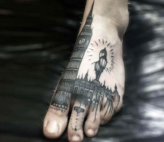 Tatuaggio Tattoo Piede Londra Big Ben Paesaggio