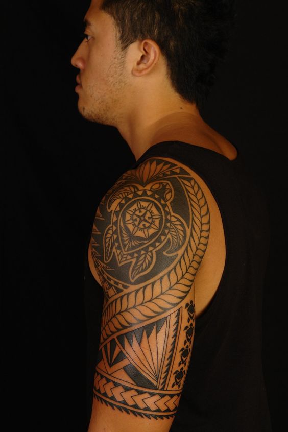 Tatuaggio Tattoo Trtaruga Braccio Tribale