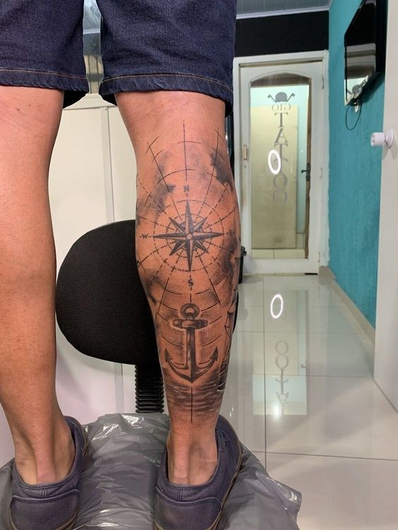 Tatuaggio Tattoo Gamba Uomo Rosa Venti Ancora