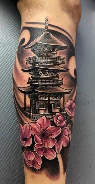 Tatuaggio Tattoo Gamba Uomo Tempio Giapponese Fiori Ciliegio